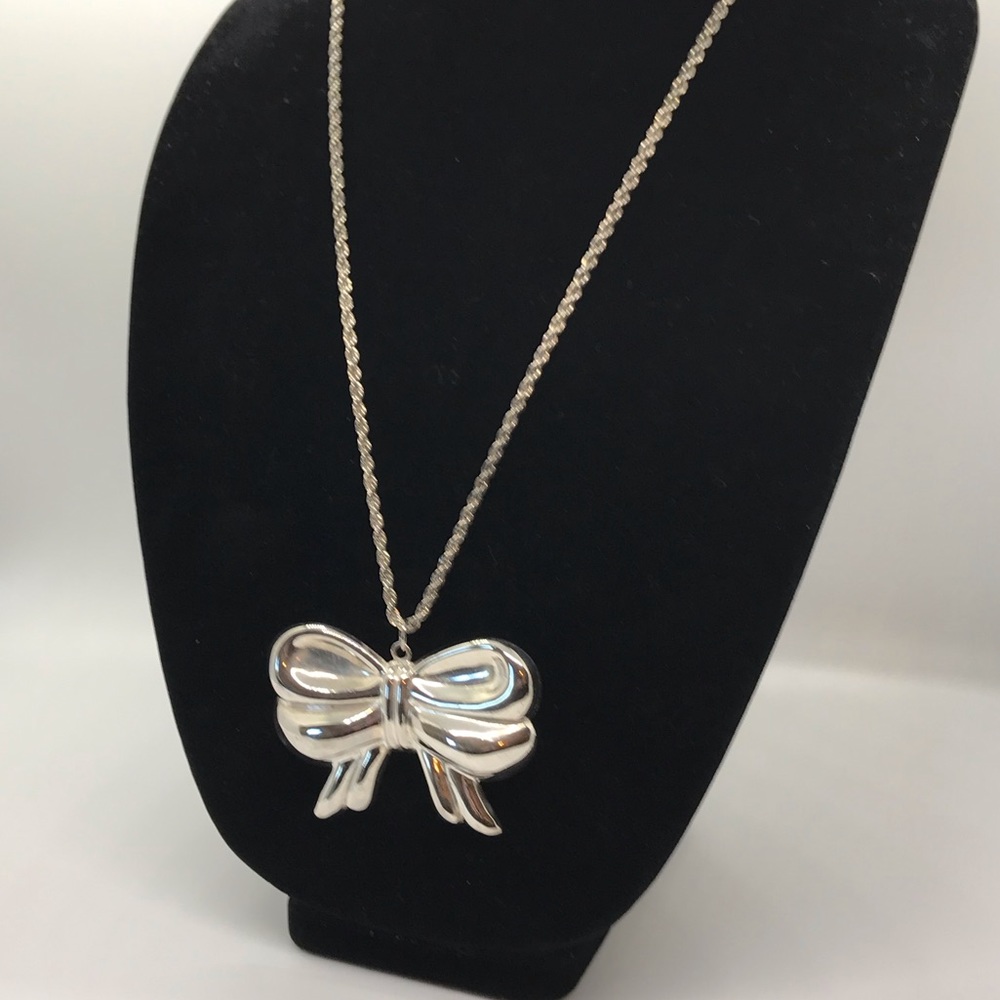 VTG Silver Extra Large Bow Necklace